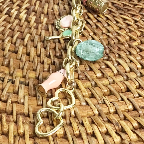 Cookie Lee Beauty Shop Gold Tone Bracelet Charm - Picture 7 of 7